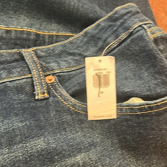 NWT Old Navy high-Rise O.G straight plus size jean short size 30 . - Picture 8 of 10